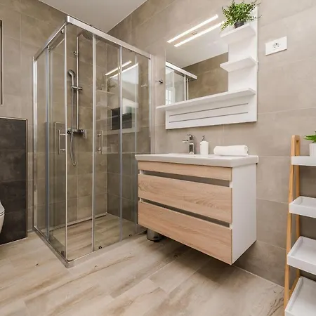 Luxury Vid1 With Heated Pool, Jacuzzi And Sauna 01 - By Ta Leut Agency