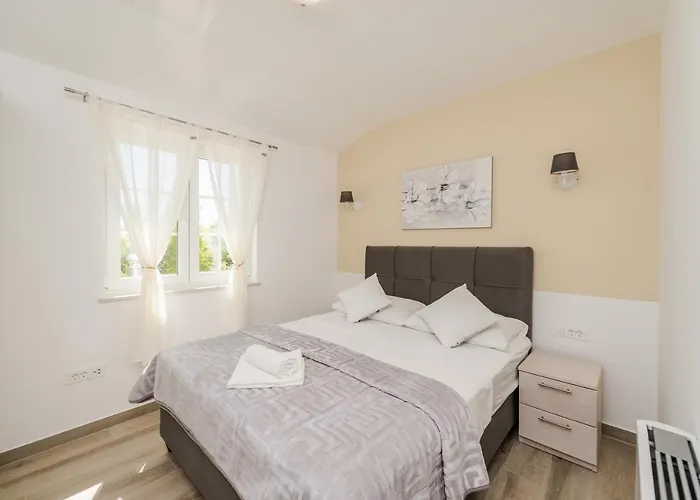 Βίλα Luxury Vid1 With Heated Pool, Jacuzzi And Sauna 01 - By Ta Leut Agency *